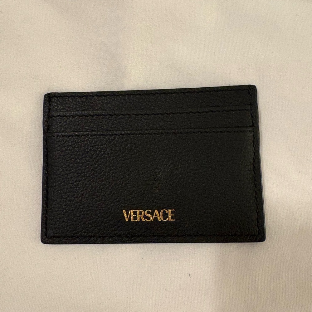 Versace Black Key and Card Holder Sleek Design